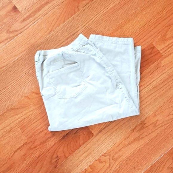 BRIGGS TAN CAPRIS - Picture 2 of 3